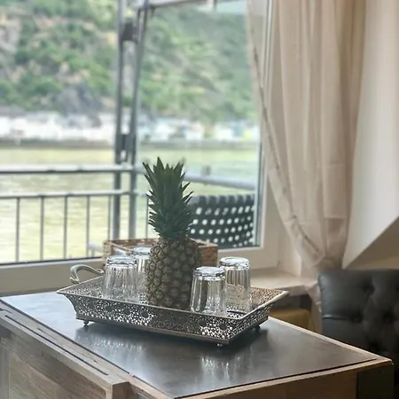 Drei Burgen Blick Apartment *